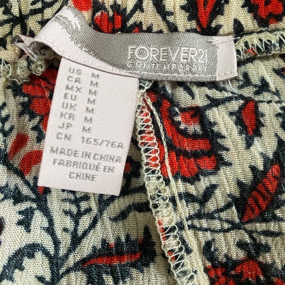 Forever 21 Red and Black Floral Skirt - Picture 7 of 9